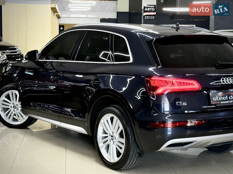 Внедорожник / Кроссовер Audi Q5 2019 в Николаеве