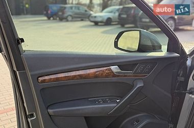 Позашляховик / Кросовер Audi Q5 2017 в Києві