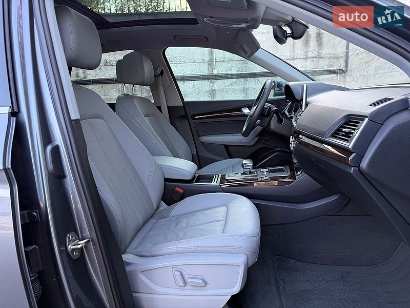 Внедорожник / Кроссовер Audi Q5 2018 в Ровно
