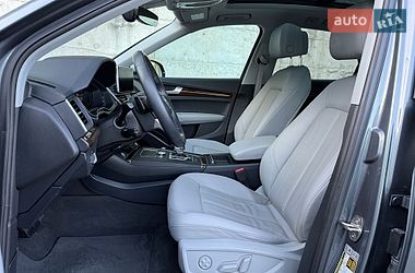 Внедорожник / Кроссовер Audi Q5 2018 в Ровно