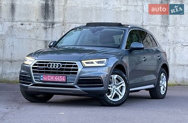 Внедорожник / Кроссовер Audi Q5 2018 в Ровно