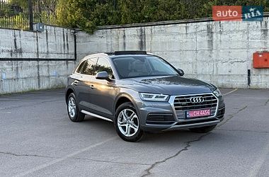 Внедорожник / Кроссовер Audi Q5 2018 в Ровно