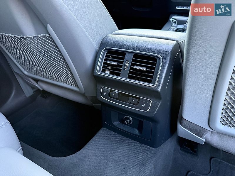 Внедорожник / Кроссовер Audi Q5 2018 в Ровно