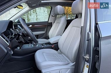 Внедорожник / Кроссовер Audi Q5 2018 в Ровно