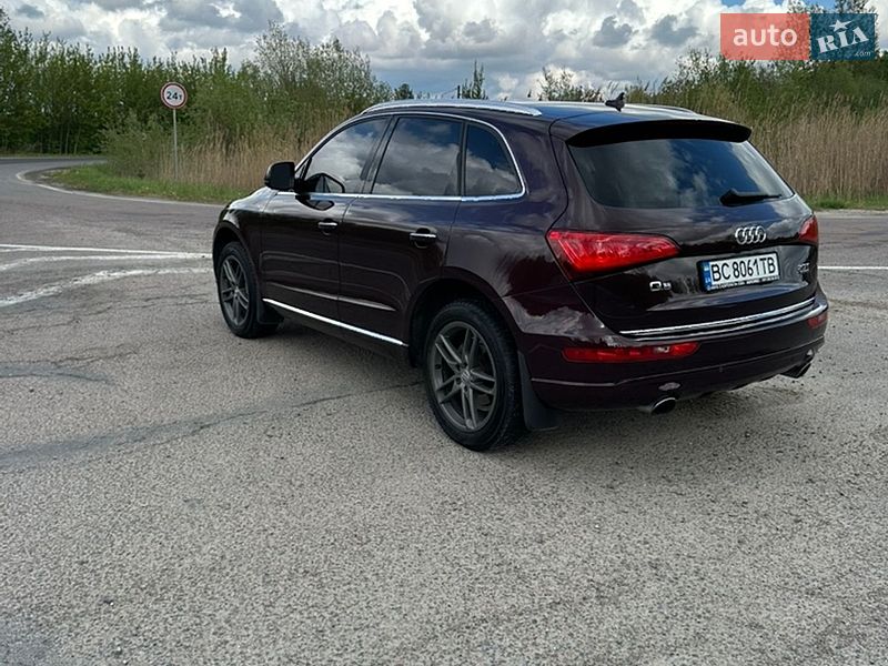 Внедорожник / Кроссовер Audi Q5 2015 в Городке