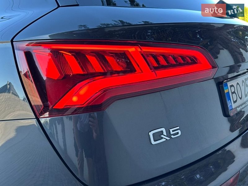 Внедорожник / Кроссовер Audi Q5 2017 в Тернополе