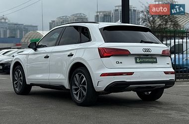 Внедорожник / Кроссовер Audi Q5 2021 в Киеве