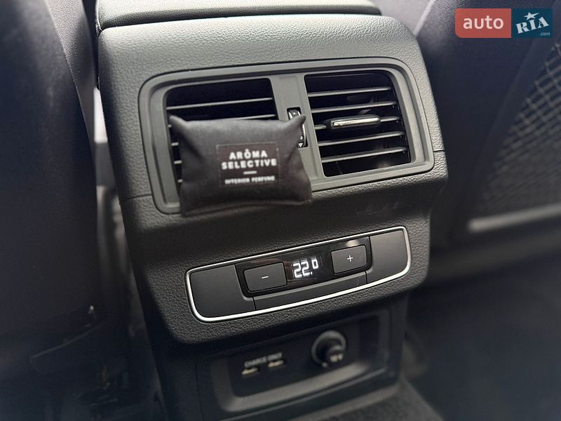 Внедорожник / Кроссовер Audi Q5 2021 в Киеве