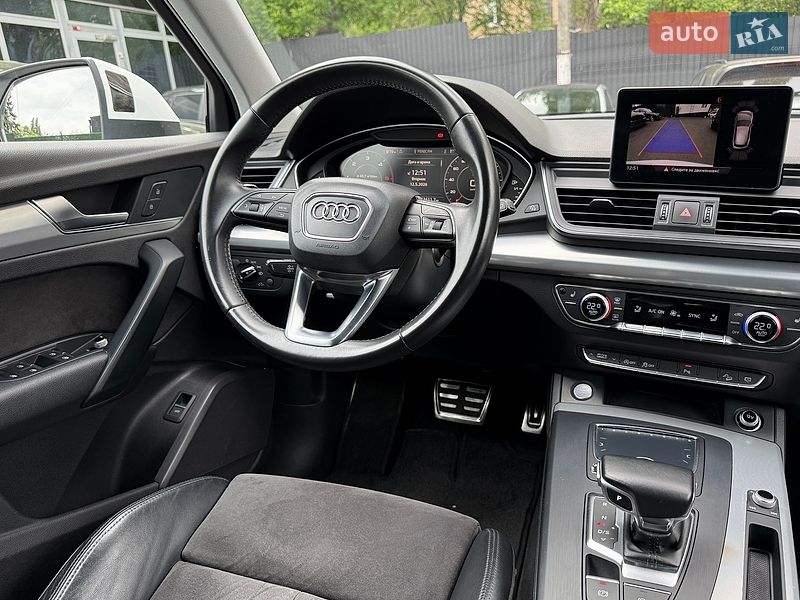 Внедорожник / Кроссовер Audi Q5 2017 в Киеве
