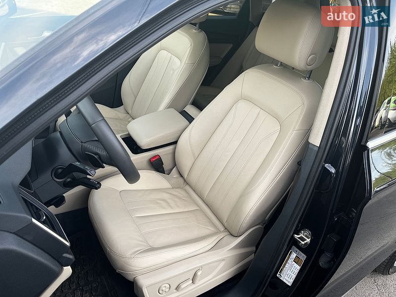 Позашляховик / Кросовер Audi Q5 2018 в Луцьку