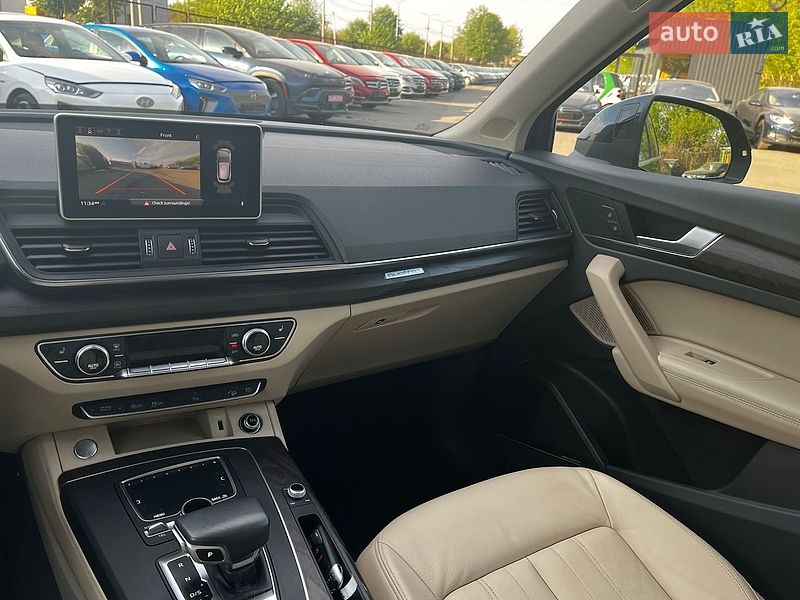 Позашляховик / Кросовер Audi Q5 2018 в Луцьку