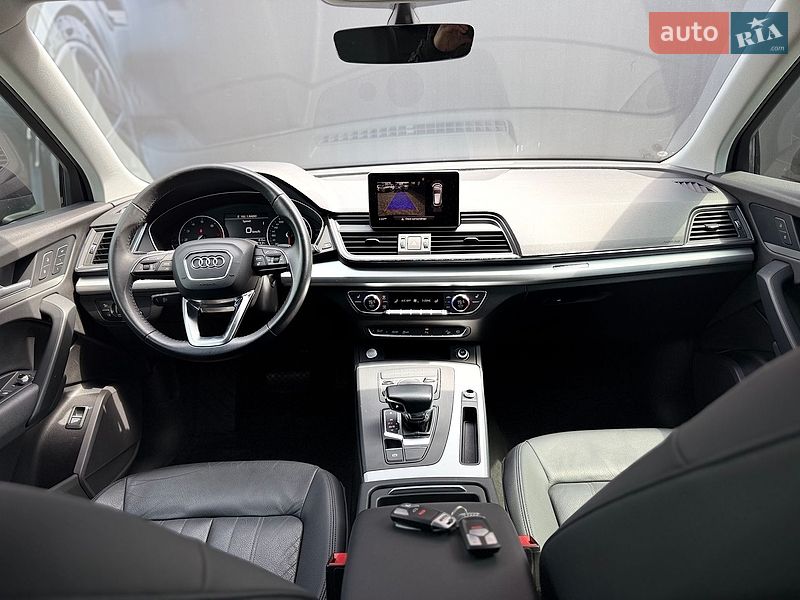 Позашляховик / Кросовер Audi Q5 2018 в Львові