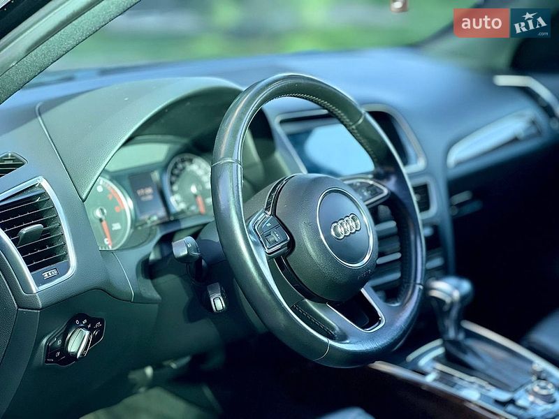 Внедорожник / Кроссовер Audi Q5 2014 в Киеве