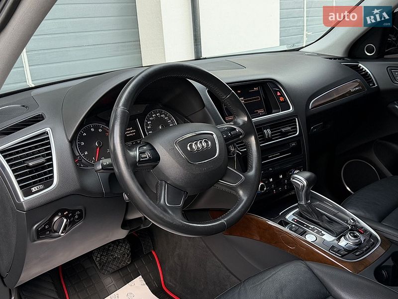 Позашляховик / Кросовер Audi Q5 2015 в Дрогобичі