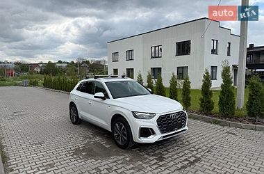 Внедорожник / Кроссовер Audi Q5 2023 в Ровно