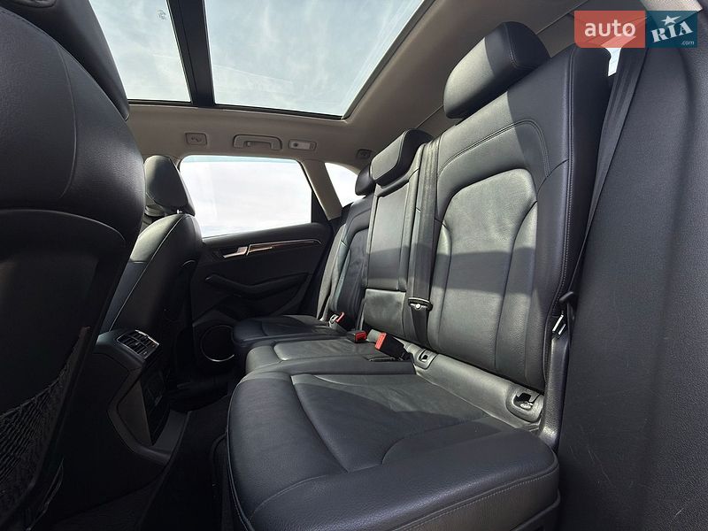 Позашляховик / Кросовер Audi Q5 2011 в Львові