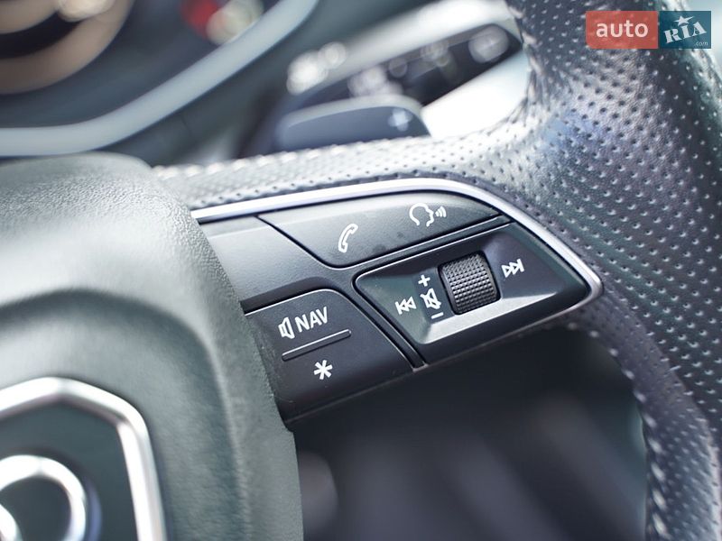 Позашляховик / Кросовер Audi Q5 2018 в Львові