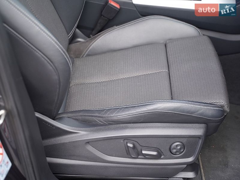 Позашляховик / Кросовер Audi Q5 2018 в Львові