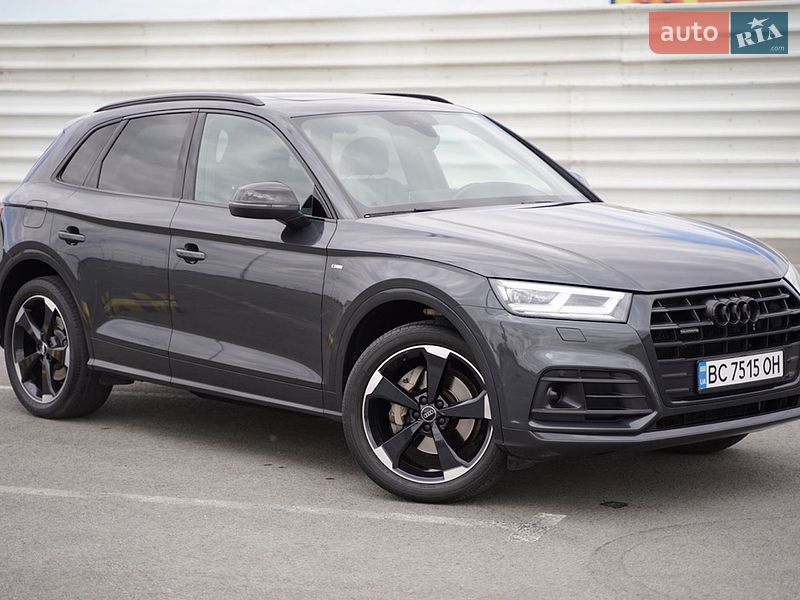Позашляховик / Кросовер Audi Q5 2018 в Львові