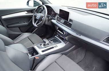 Позашляховик / Кросовер Audi Q5 2018 в Львові