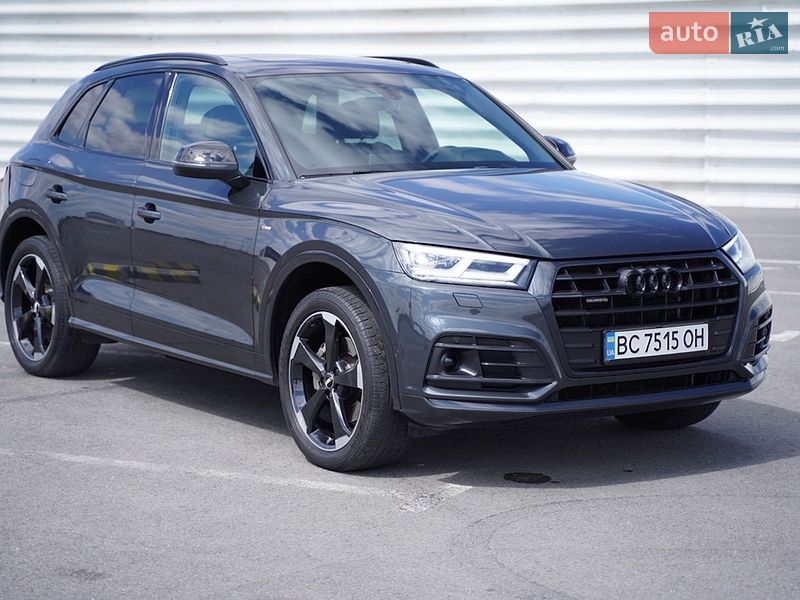 Позашляховик / Кросовер Audi Q5 2018 в Львові
