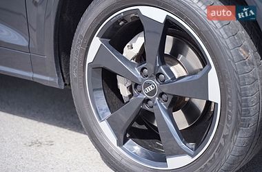 Позашляховик / Кросовер Audi Q5 2018 в Львові