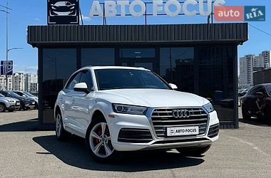 Позашляховик / Кросовер Audi Q5 2018 в Києві