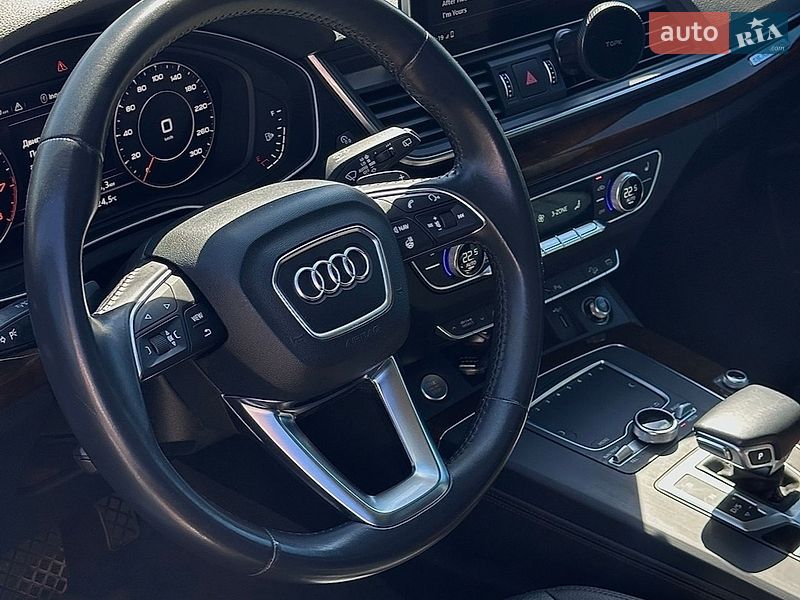 Позашляховик / Кросовер Audi Q5 2018 в Ірпені