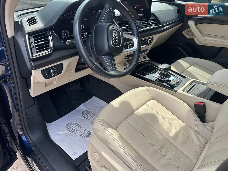 Внедорожник / Кроссовер Audi Q5 2021 в Сумах