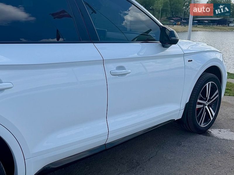Позашляховик / Кросовер Audi Q5 2018 в Балті