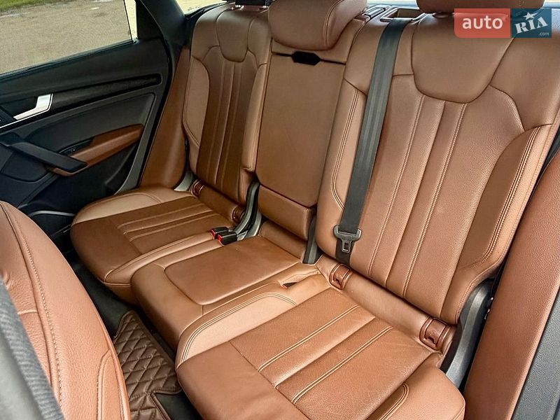 Позашляховик / Кросовер Audi Q5 2018 в Балті