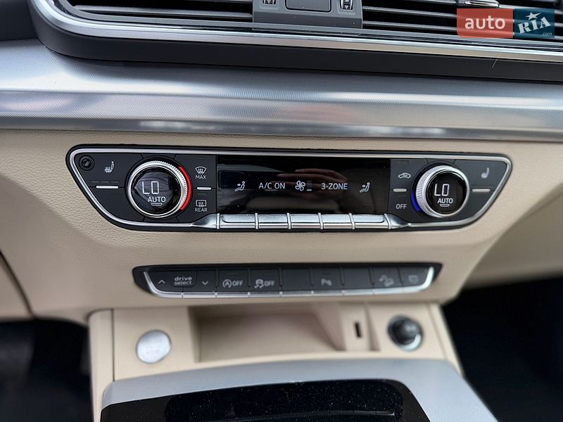 Позашляховик / Кросовер Audi Q5 2024 в Києві