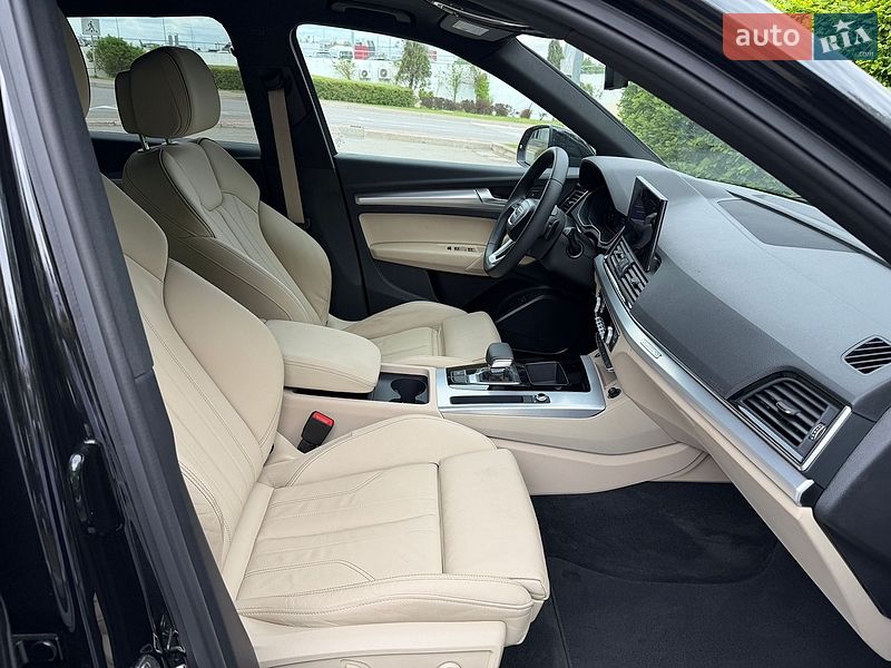 Позашляховик / Кросовер Audi Q5 2024 в Києві