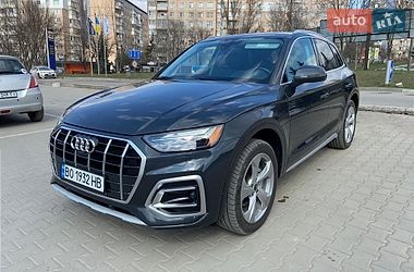 Внедорожник / Кроссовер Audi Q5 2021 в Тернополе