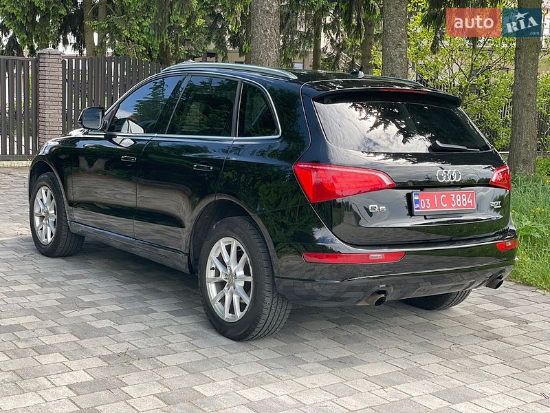 Позашляховик / Кросовер Audi Q5 2011 в Старокостянтинові