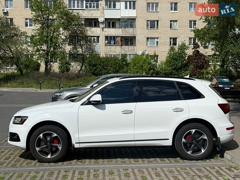Внедорожник / Кроссовер Audi Q5 2015 в Луцке