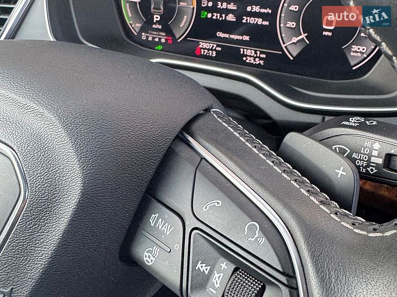 Внедорожник / Кроссовер Audi Q5 2023 в Киеве