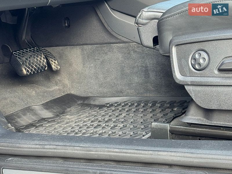 Внедорожник / Кроссовер Audi Q5 2023 в Киеве