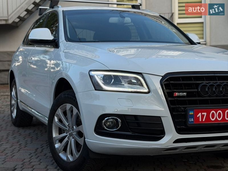 Позашляховик / Кросовер Audi Q5 2017 в Лубнах