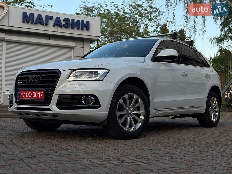 Позашляховик / Кросовер Audi Q5 2017 в Лубнах