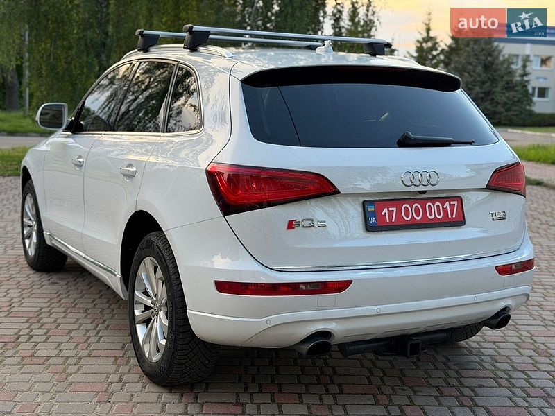 Позашляховик / Кросовер Audi Q5 2017 в Лубнах