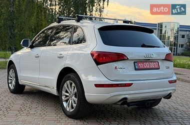 Позашляховик / Кросовер Audi Q5 2017 в Лубнах