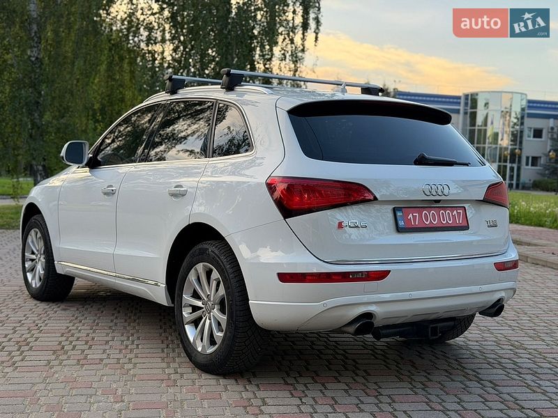 Позашляховик / Кросовер Audi Q5 2017 в Лубнах
