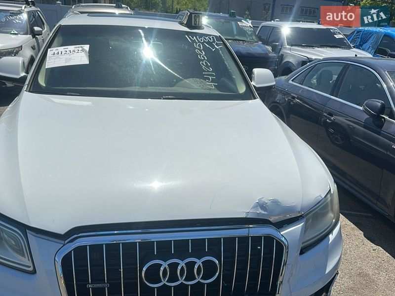 Позашляховик / Кросовер Audi Q5 2015 в Києві