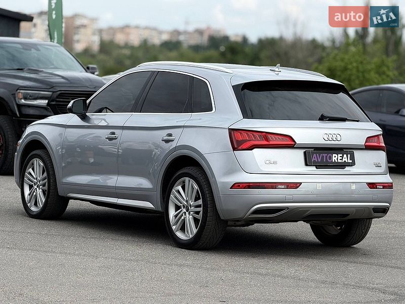 Позашляховик / Кросовер Audi Q5 2018 в Кривому Розі