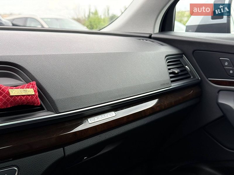 Позашляховик / Кросовер Audi Q5 2018 в Кривому Розі