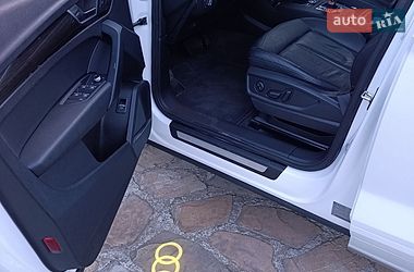 Внедорожник / Кроссовер Audi Q5 2018 в Надворной