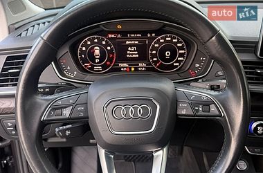 Позашляховик / Кросовер Audi Q5 2020 в Івано-Франківську