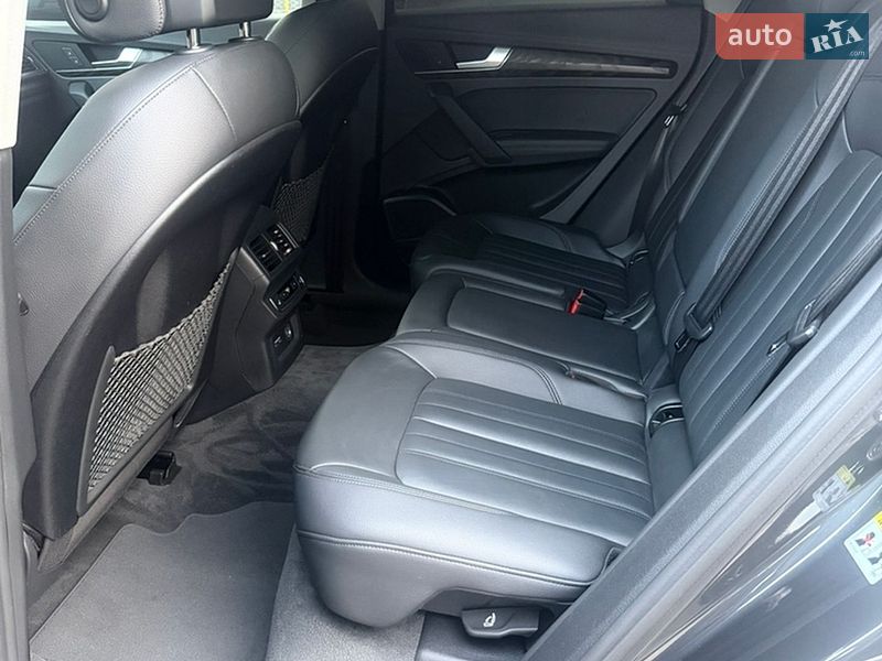 Позашляховик / Кросовер Audi Q5 2020 в Івано-Франківську