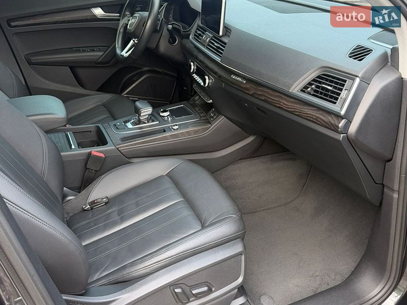 Позашляховик / Кросовер Audi Q5 2020 в Івано-Франківську